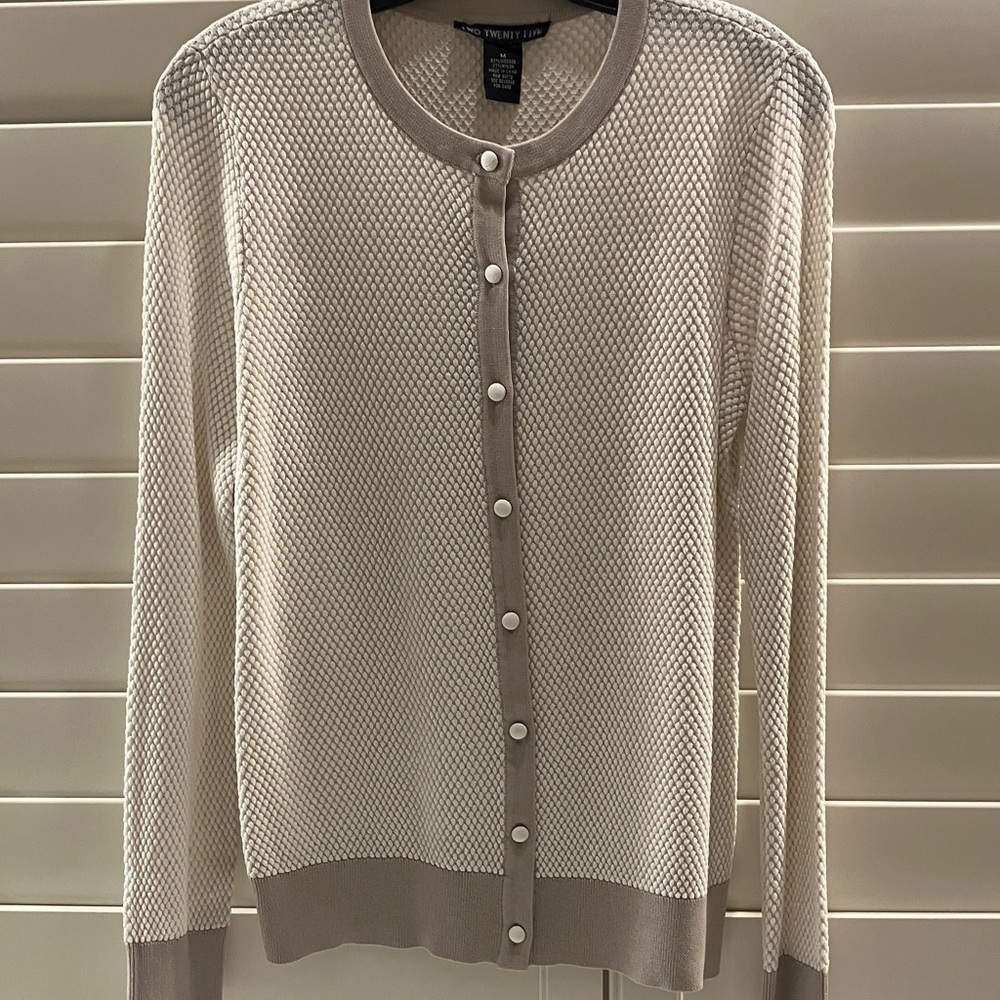 NWT Two Twenty Five Cream and Taupe Button-Front Textured Cardigan